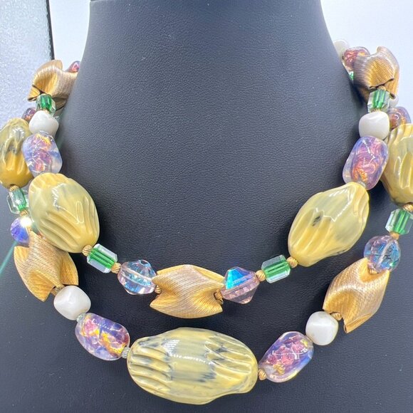 Vtg 16" Necklace Chunky 2 Strand Beaded mix media Giving Multiple Shapes Colors - Picture 12 of 14